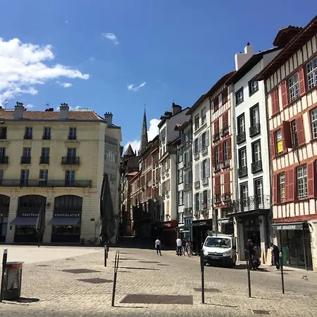 Au Pays Basque Entre Et Montagne Holiday home *