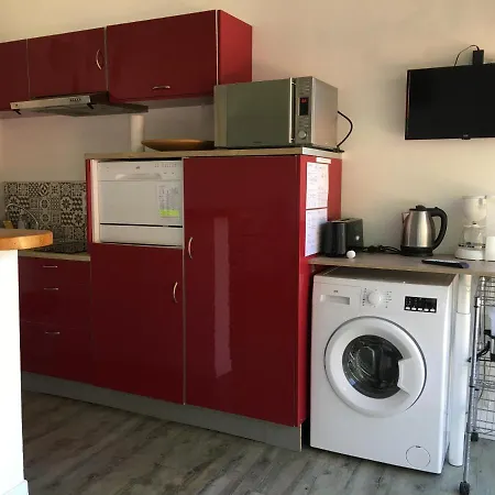 Au Pays Basque Entre Et Montagne *