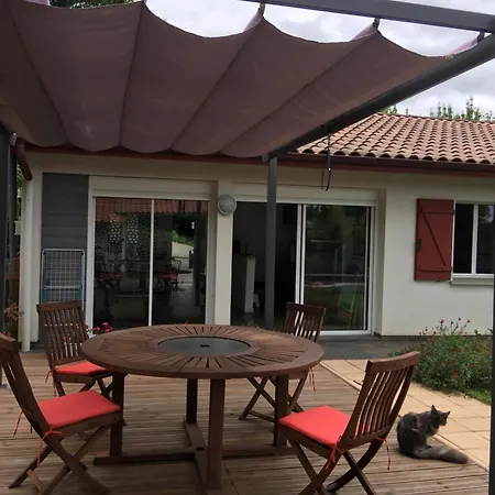 Au Pays Basque Entre Et Montagne Holiday home