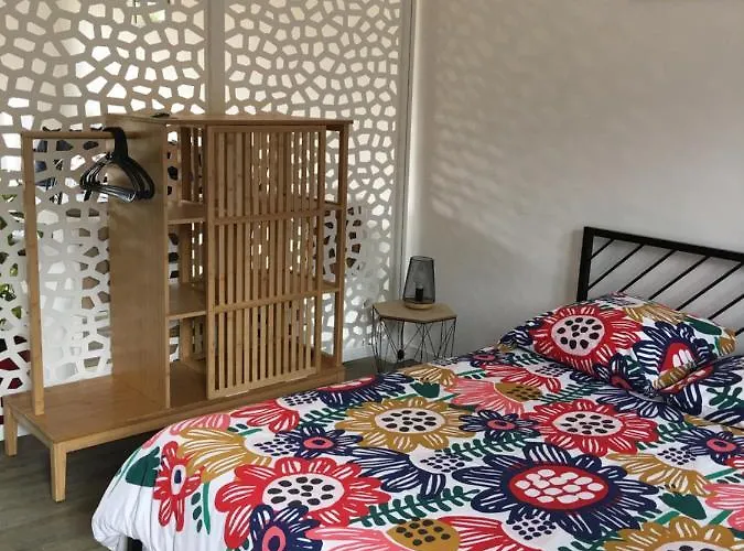 Au Pays Basque Entre Et Montagne Villefranque (Pyrenees-Atlantiques)