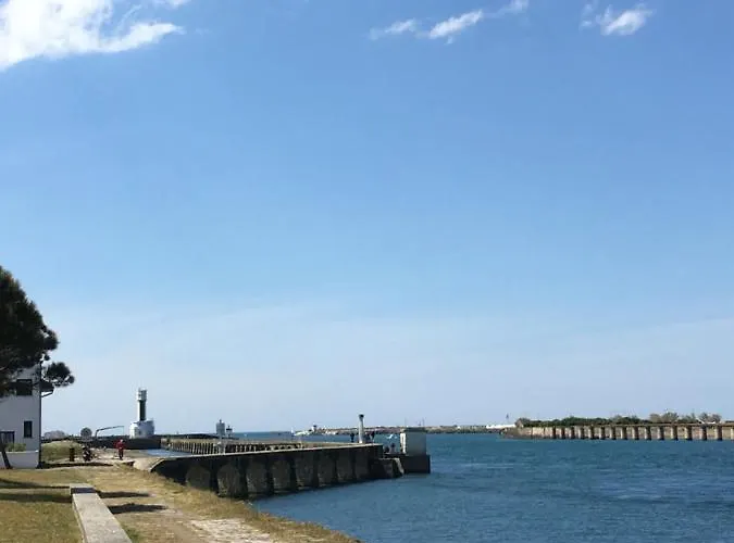 Au Pays Basque Entre Et Montagne Villefranque
