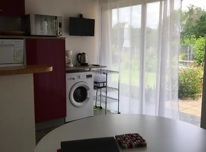 Au Pays Basque Entre Et Montagne *